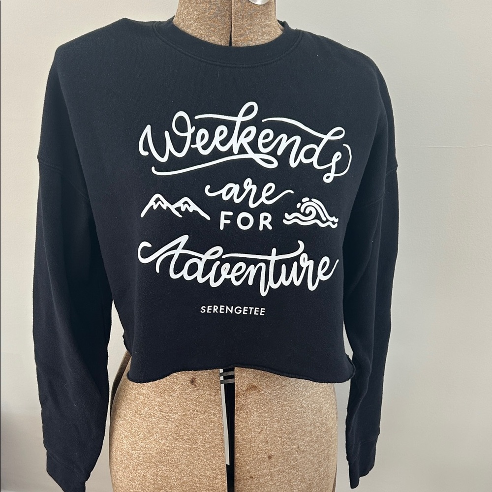 Black Adventure Crop Sweatshirt